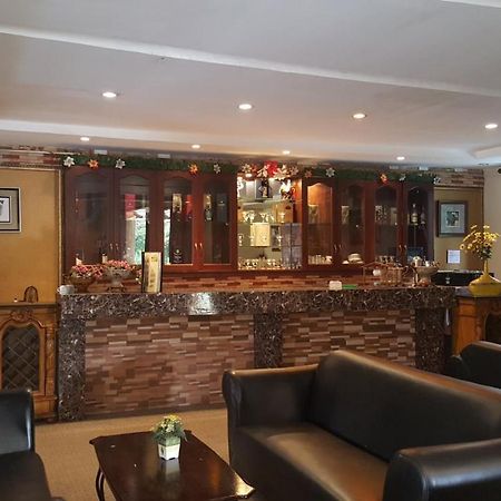 Silang Phil Oasis Hotel & Resort מראה חיצוני תמונה