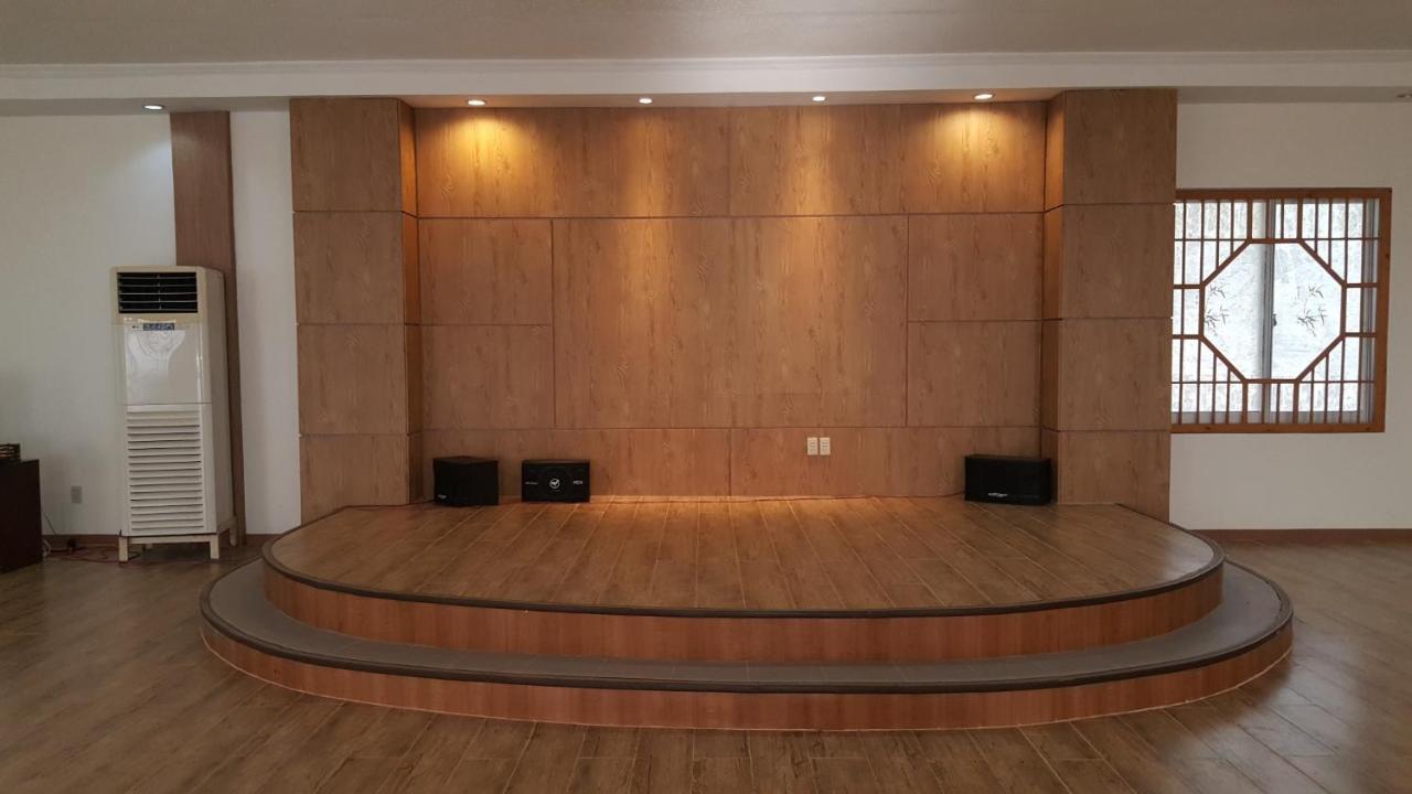 Silang Phil Oasis Hotel & Resort מראה חיצוני תמונה