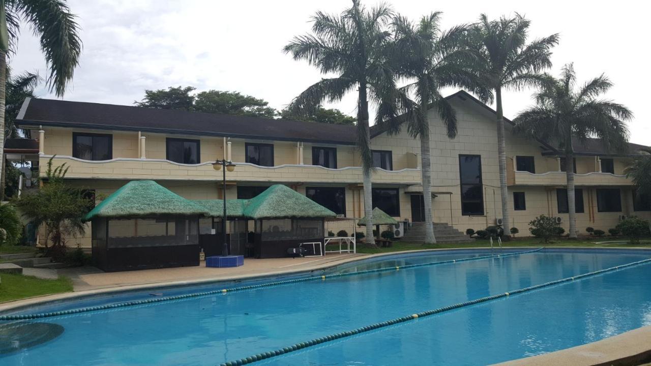 Silang Phil Oasis Hotel & Resort מראה חיצוני תמונה