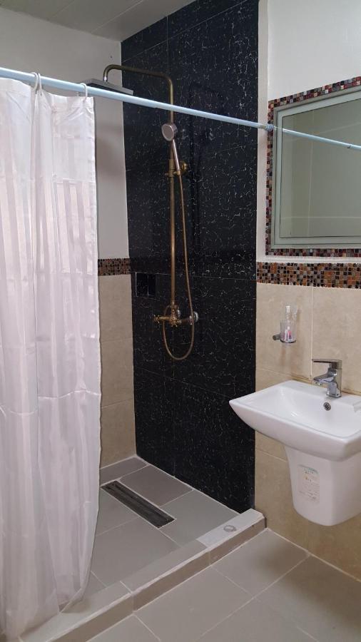 Silang Phil Oasis Hotel & Resort מראה חיצוני תמונה