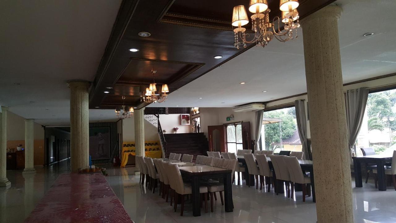 Silang Phil Oasis Hotel & Resort מראה חיצוני תמונה