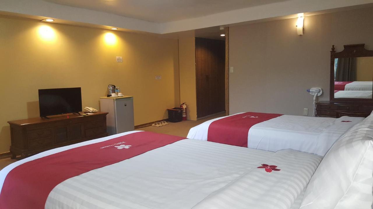 Silang Phil Oasis Hotel & Resort מראה חיצוני תמונה